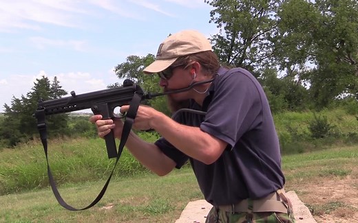 【被遗忘的武器】德国瓦尔特MPL冲锋枪射击