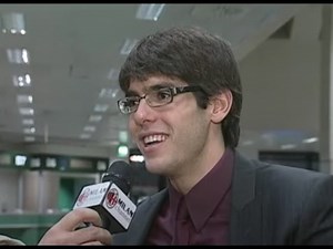 360K views · 5.1K reactions | Nesta à propos de Kaka au Milan AC : "Au début je me suis dit que c'était un fonctionnaire avec ses lunettes !"  | Le 10 Sport | Facebook