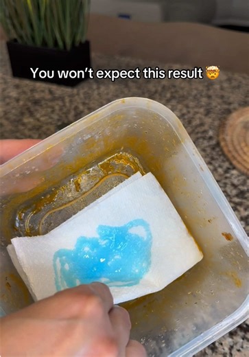 Quick Trick for Cleaning Greasy Containers