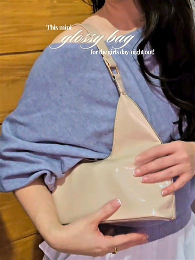 Stylish Mini Glossy Shoulder Bag for Girls' Outings