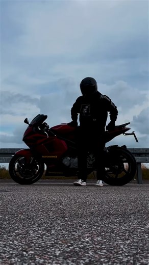 🃏Zimo🃏 on Instagram: "#50 #50cent #party #birthday #bikeaesthetics"