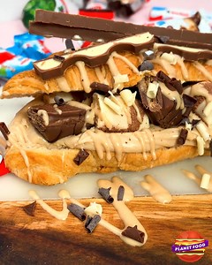 245K views · 377 reactions | Kinder + Croissant = The Dream Combination   | Planet Food | Facebook