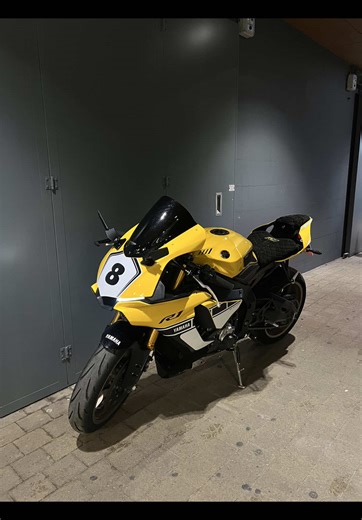 Yamaha r1 2016 édition 60TH 🐝 La plus belle édition de chez Yamaha #pourtoii #foryou #r1 #yamaha #fyp