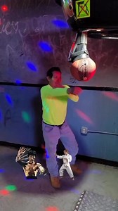 Tío Caguamas versión box 🥊 | Club MMA Latino