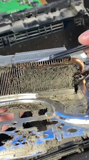 Full PS4 Fat Deep Clean Tutorial. Didn’t realize I’ve been sitting on this video for months 🙃 Some exciting things on the way 👀 #deepclean #cleantok #cleaning #dirty #dirty #satisfying