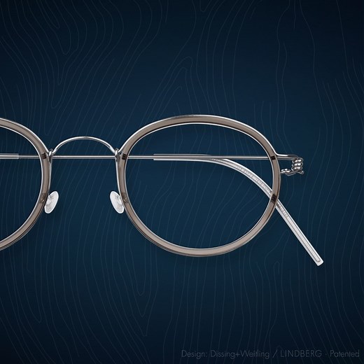 A LINDBERG air titanium rim is hand crafted from 1.1 mm thin titanium wire, expertly bent for maximum flexibility, strength and stability. | LINDBERG