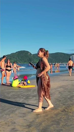 🇧🇷 Balneario Camboriu Beach a Beautiful Day in Brazil