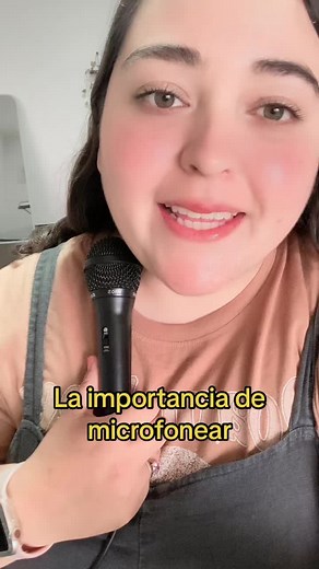 La importancia de microfonear en el canto