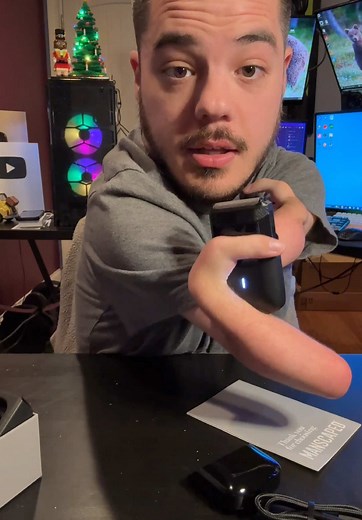 Shaving with the Handyman! Get up to 25% OFF Free International Shipping @Manscaped with promo code 86HANDS #manscapedpartner