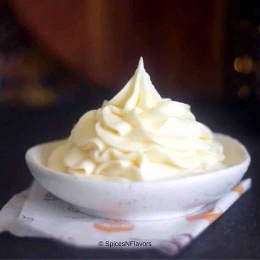 Stiff Cream Cheese Frosting for Decorating