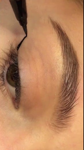 Big Eyeliner Tutorial | Thick and Glamorous Look