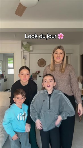 On va au trampoline park et vous c’est quoi votre programme du jour ? ✨ #weekendvibes #familyfirst #lookoftoday