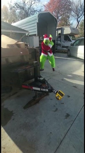 Foil the grinches this season and protect your trailer with a Ft. Knox Lock! #ftknoxlocks