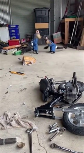 Monkeys "Mechanics" Cooperate 1s – 14s EPIC Destruction Fight 😂🔧🐒 Insane Chaos (2026)