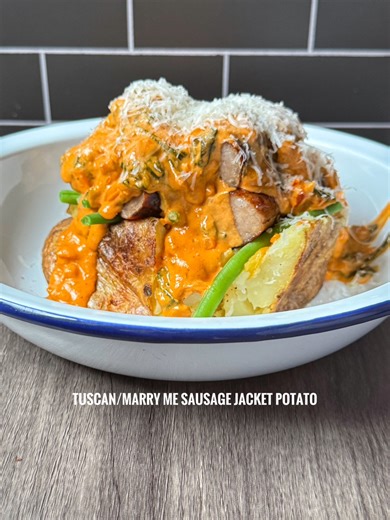 1.4M views · 9.5K reactions | Tuscan Sausage (or marry me Chicken) Jacket Potato (Serves 2)Fluffy spuds, crispy skin, cheesy centre, creamy Tuscan topping. Comfort food goals 襤凜✨#LoadedPotato #marrymechicken #ComfortFood #ComfortFood #potatorecipes #leftovers #jacketpotato #jacketpotatoes #foodhacks #foodhack #loadedpotato #loadedpotatoes #superhomecook #spuds #datenightideas #tuscanfood | Superhomecook | Facebook