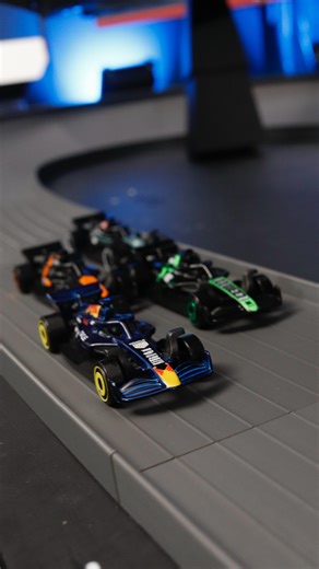 JR3 on Instagram: "Trying out a new track layout with some F1 cars ▶️ Full race now live on YouTube! #f1 #hotwheels #race #hotwheelstrack #jr3"