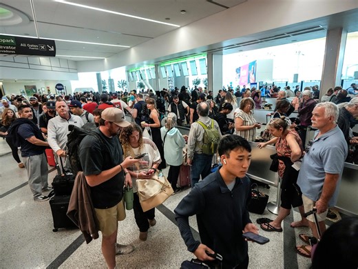 Here's how to check TSA wait times before your flight