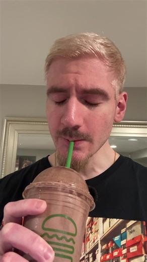 Chocolate Blackout Pudding Shake from Shake Shack @SHAKE SHACK #fyp #shakeshack #milkshake #limitededition #review