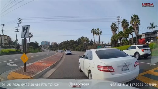 Reckless driver loses control and almost creates a big crash