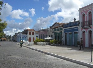 Descubra a cidade de Canavieiras na Bahia: Praias, história e cultura