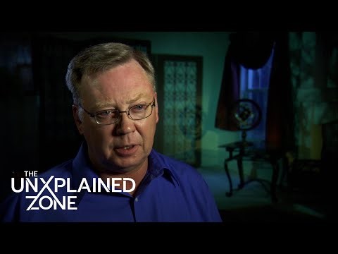 English Airman Encounter UFO from the Future (Season 18) | Ancient Aliens | The UnXplained Zone