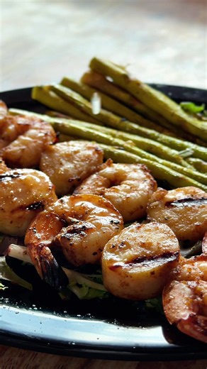 🦀🔥 Myrtle Beach must-do: Seafood World 🔥🦀 If you’re in Myrtle Beach and NOT hitting Seafood World… what are you even doing?! 😅 ✔️ Endless crab legs ✔️ Southern seafood favorites ✔️ All-you-can-eat comfort food ✔️ Perfect post-beach feast 📍 Myrtle Beach, SC Tag your seafood crew & let’s eat!! 🦐🦀 #MyrtleBeach #SeafoodWorld #CrabLegs #AllYouCanEat #beachvacation