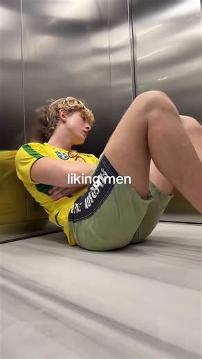 Louis Mast on Instagram: "*and lonely"