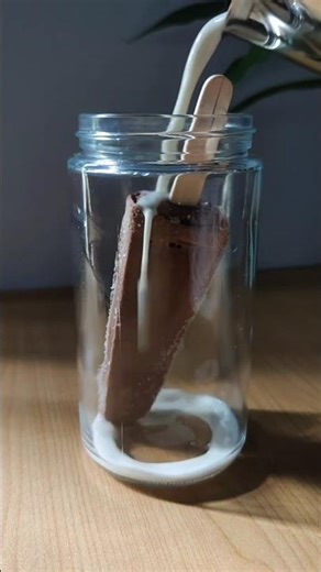 Blender Chocolate Ice Cream 🍨🥛🤤 #satisfying #mixshake #blender #drink #recipe #smoothie