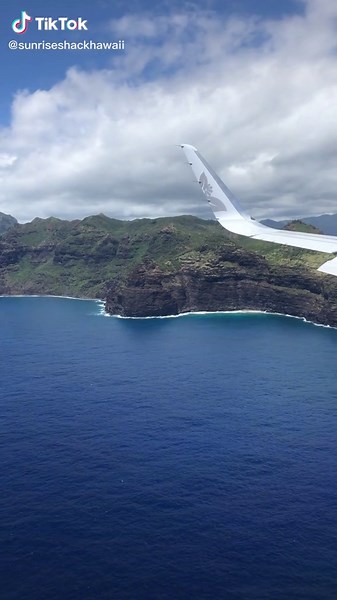 Lucky we live Hawai’i. We have multiple locations on the island of Oahu! From north shore, to Kailua, and even in Waikiki 🌴☀️ #hawaii #sunriseshack