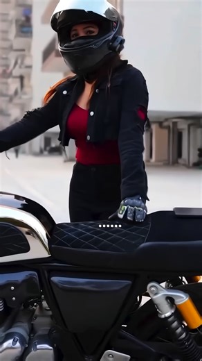 𝐑𝐎𝐇𝐈𝐓 𝐆𝐔𝐏𝐓𝐀 on Instagram: "She🫠 @queen.czz"