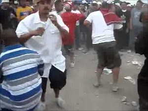 CHOLOS bailando la cumbia de las corcholatas