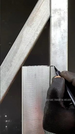 Smart trick for fabricating thin square tubes #welding #welder #metalwork #fabrication