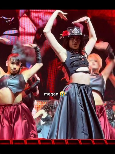 she's so iconic 😭✨️!! #katseye #fyp