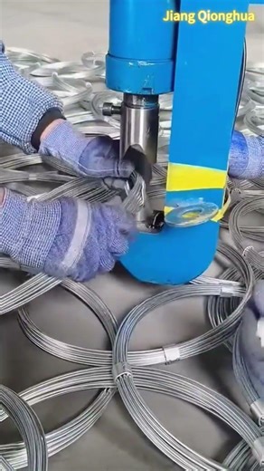 Wire reinforcement machine