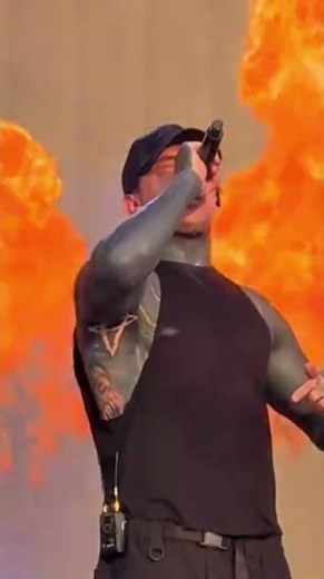 Falling in Reverse- Watch the world burn - Live Firenze Rocks 2025 Source:Gio Mercia