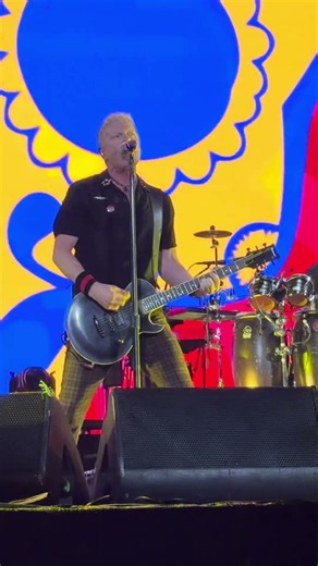 The Offspring - Staring at the Sun (live at Almaty, 23.08.2026) #offspring #staringatthesun