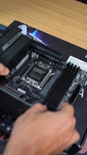 10K views · 1.1K reactions | Ah the great sounds of a new build getting put together. Not sure there is a better asmr than gaming pc asmr. What do you think? #asmr #gamingpc #satisfying #satisfyingvideo #pcgaming #pcsetup #pcbuild #asmrvideo #amd #ryzen #aorus #kingbank | CircuitBoredd | Facebook