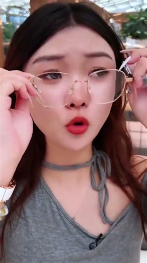 This Smart Glasses Just Changed My Commute Forever — AR Navigation, Real-Time Translations & Hands-F