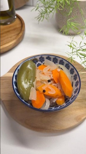 Mexican Pickled Carrots (Escabeche de Verduras)