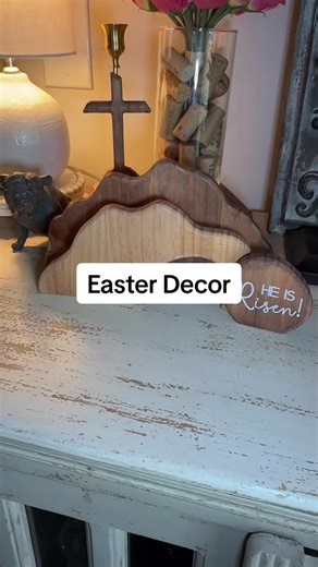 He is risen! Easily my favorite piece of Easter decor. So simple yet so powerful #heisrisen #easter #easterdecor #christiandecor