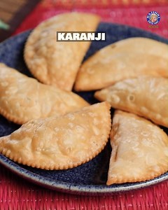 Indulge in the true taste of tradition this Ganesh Chaturthi! ✨ Here's our authentic Karanji recipe, featuring a simple and delicious jaggery and coconut stuffing. Perfect for a divine offering to Bappa and a treat for the whole family. Host: Varun Inamdar Ingredients To Make The Karani Filling 1 tsp ghee 1 tbsp white poppy seeds 2 cups coconut, grated 1 cup jaggery, grated 1.5 tsp cardamom powder To Make The Dough For Karanji 2 cups refined flour 2 tbsp semolina 2 tbsp hot ghee 1 tsp salt Water