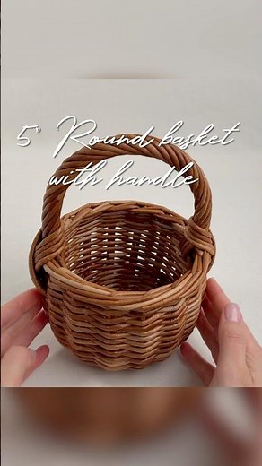 Round woven basket with handle #weavingtutorial #handmadedecor