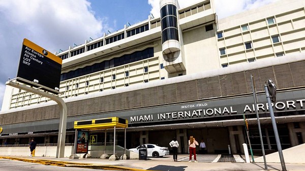 California woman busted at Miami airport with 36 pounds of drugs in luggage: Cops