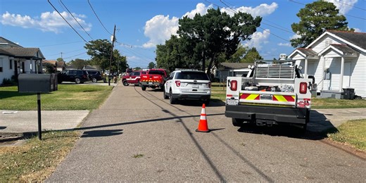 Jefferson Parish firefighters evacuate Marrero neighborhood due to gas leak