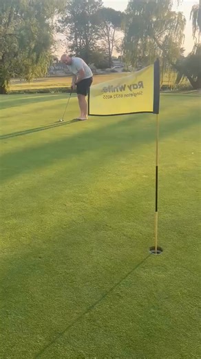 This week's PUTT FOR CASH player was our inaugural winner Mr. Murray Deas! Let's see if he's as good on a real green as he was on the carpet!? Can he win the $300!? 💲🔥😆😺 #wp | Singleton Golf Club