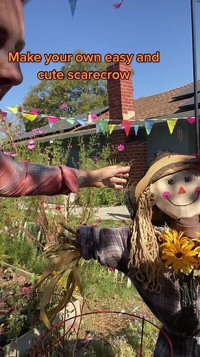 DIY Scarecrow Craft Tutorial for Fall Decor