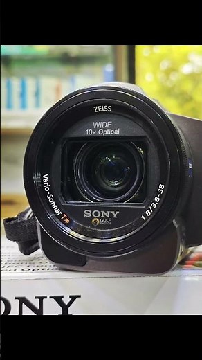 Sony FDR-AXP35 4K Handycam | Built-in Projector | Available Now at gulfphotos.pk