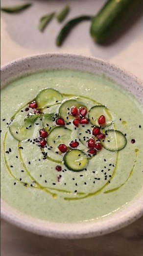Refreshing Soup! Try this delicious Chilled Cucumber Soup this summer!🥒#cucumbersoup #coldsoup