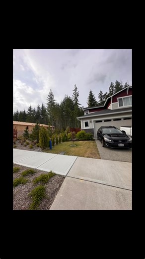 Happy 4th! 🎆🇺🇸 Sod removal, metal edging, transplanting and river rock installation completed. #landscaping #hardscape #retainingwalls #projects #flowers #construction #renovationproject #exterior #paverpatio #paverwalkway #happyfourth 🇺🇸