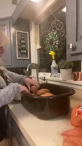 Large Family Sweet Potatoes in the Roaster Oven 🍠 | Jamerrill Stewart, Large Family Table